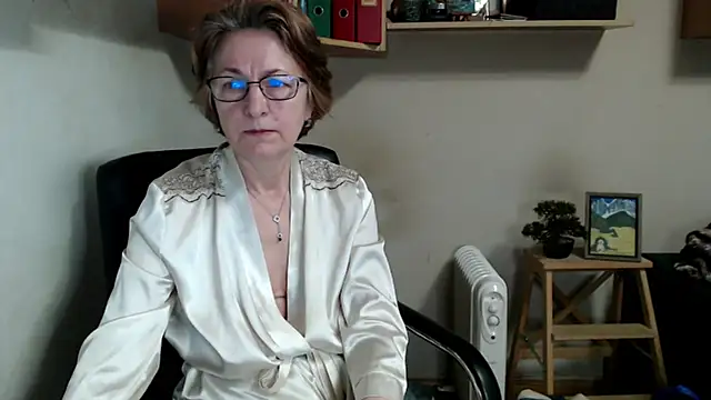 katemodel online show from 04/07/26, 06:58