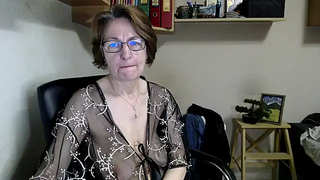 Snapshot of katemodel chatting on 06/09/26, 06:36 katemodel online show from 06/09/26, 06:36