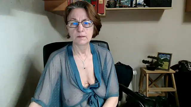 Snapshot of katemodel chatting on 06/13/26, 06:22 katemodel online show from 06/13/26, 06:22