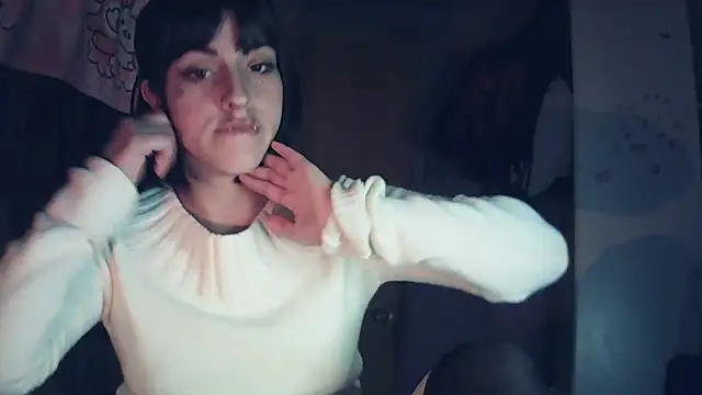 mimi miauu online show from 04/22/26, 03:20