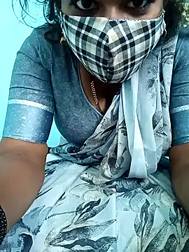 Snapshot of Kavya_KannadaTamil chatting on 02/20/26, 06:26 Kavya KannadaTamil online show from 02/20/26, 06:26