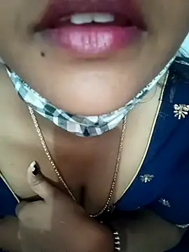 Snapshot of Kavya_KannadaTamil chatting on 02/22/26, 04:49 Kavya KannadaTamil online show from 02/22/26, 04:49