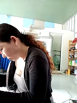 Snapshot of Ana-love2026 chatting on 02/13/26, 04:19 Ana-love2026 online show from 02/13/26, 04:19