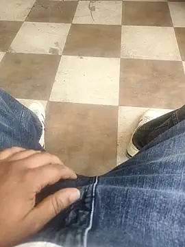 Snapshot of GTX-8194 chatting on 02/27/26, 09:31 GTX-8194 online show from 02/27/26, 09:31