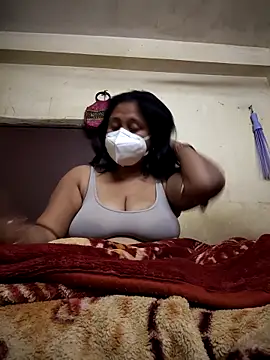 Curvy Trisha online show from 02/02/26, 11:42