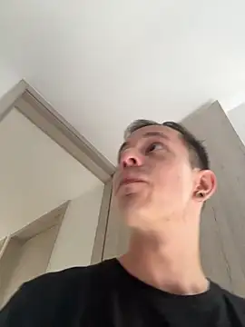 AxelMuller online show from 02/18/26, 02:13