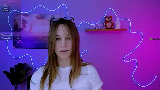 eira mouse online show from 03/01/26, 01:02