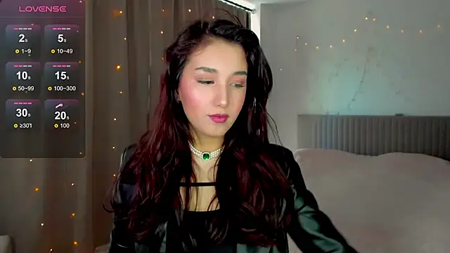 Anna Elfii online show from 04/07/26, 12:49