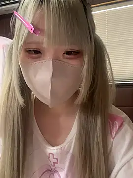 Snapshot of uni_nvqnl2 chatting on 02/05/26, 07:24 uni nvqnl2 online show from 02/05/26, 07:24