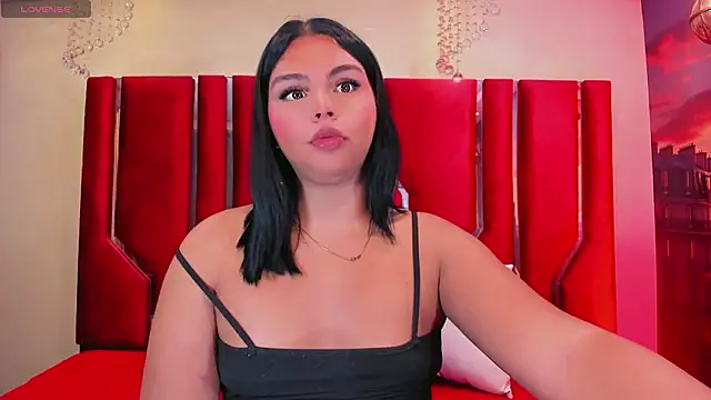 Maia Hotts online show from 03/21/26, 12:21