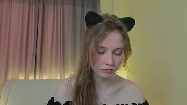 Snapshot of DorrisVickroy chatting on 02/07/26, 11:25 DorrisVickroy online show from 02/07/26, 11:25