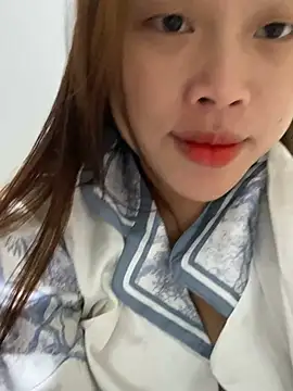Emxinhka1 online show from 04/02/26, 07:44