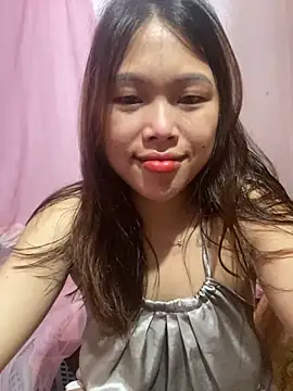 Emxinhka1 online show from 06/06/26, 03:17
