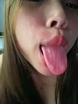 Emxinhka1 online show from 07/29/26, 02:48