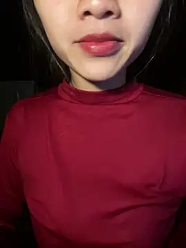 uyensexy online show from 03/04/26, 01:22