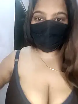 Aliya Hott online show from 04/26/26, 05:27