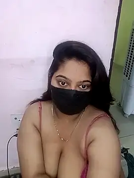 Snapshot of Aliya_Hott chatting on 05/04/26, 05:03 Aliya Hott online show from 05/04/26, 05:03