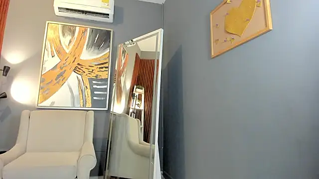 nina swaan online show from 02/11/26, 10:53