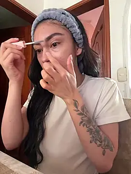 Snapshot of Bonny_Eva chatting on 02/04/26, 07:31 Bonny Eva online show from 02/04/26, 07:31