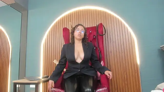 Snapshot of barbara_leython chatting on 02/02/26, 12:37 barbara leython online show from 02/02/26, 12:37