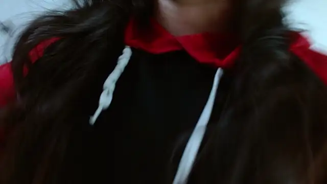 Snapshot of ElaMurray02 chatting on 02/05/26, 03:38 ElaMurray02 online show from 02/05/26, 03:38