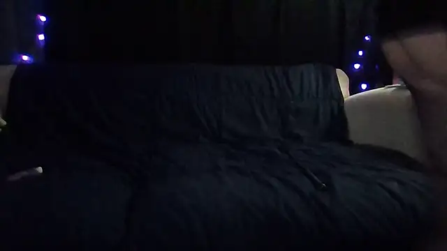 Snapshot of Paradice7 chatting on 02/14/26, 06:21 Paradice7 online show from 02/14/26, 06:21