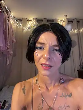 Snapshot of Olivia-Brooks chatting on 02/17/26, 07:42 Olivia-Brooks online show from 02/17/26, 07:42