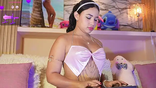 Snapshot of Adriana_crof chatting on 02/22/26, 03:51 Adriana crof online show from 02/22/26, 03:51