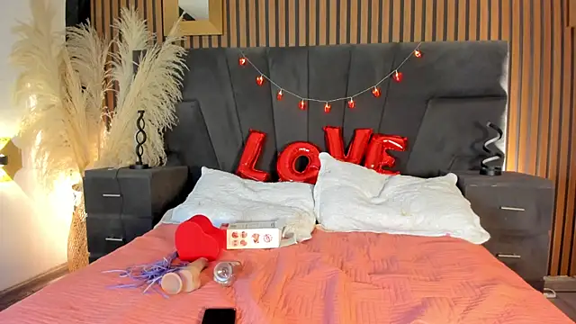 Snapshot of ZoehPeterr_ chatting on 02/15/26, 09:22 ZoehPeterr online show from 02/15/26, 09:22