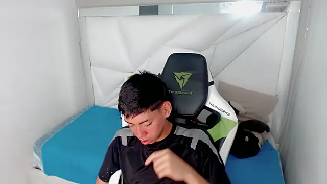 Liarr  online show from 02/09/26, 07:51