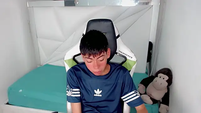 Liarr  online show from 02/26/26, 08:19