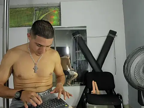 Bonniie 23 online show from 02/04/26, 03:34