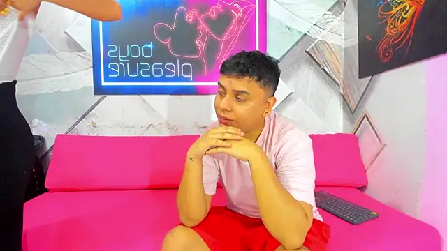 Snapshot of Candy_bhraun chatting on 02/01/26, 10:30 Candy bhraun online show from 02/01/26, 10:30