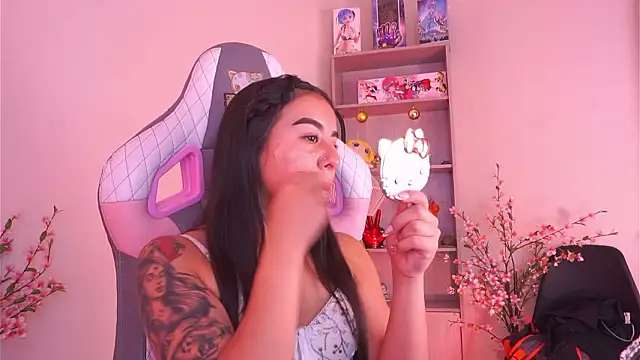 Snapshot of mavi_boo chatting on 02/09/26, 06:45 mavi boo online show from 02/09/26, 06:45