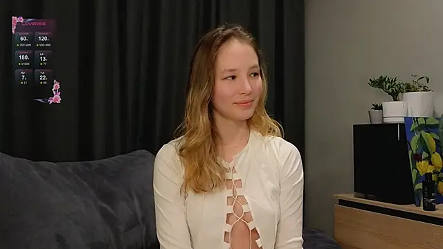 Snapshot of y0ur_sunshinee chatting on 03/02/26, 11:44 y0ur sunshinee online show from 03/02/26, 11:44