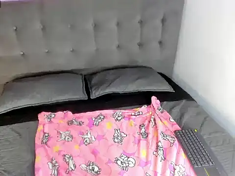 Snapshot of Katty_Kiiss_ chatting on 02/22/26, 04:02 Katty Kiiss online show from 02/22/26, 04:02