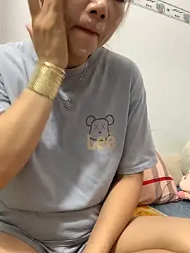 Snapshot of Baby-lovely69 chatting on 02/09/26, 11:31 Baby-lovely69 online show from 02/09/26, 11:31