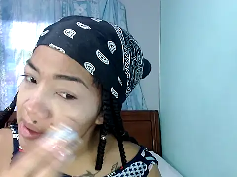 Snapshot of Sexy_Supermomm chatting on 02/28/26, 03:46 Sexy Supermomm online show from 02/28/26, 03:46