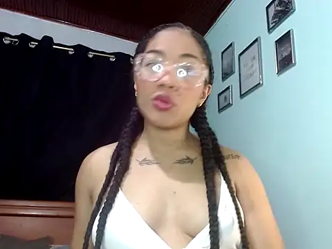 Sexy Supermomm online show from 04/07/26, 11:37