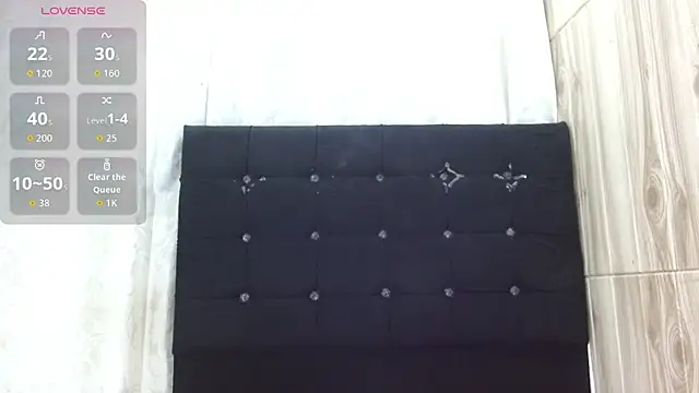 Snapshot of Camil4_milf_1 chatting on 02/13/26, 11:12 Camil4 milf 1 online show from 02/13/26, 11:12