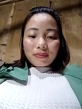 Ella-aa online show from 02/18/26, 07:48