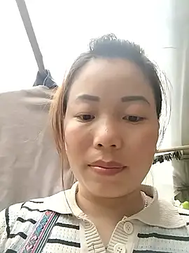 Ella-aa online show from 02/25/26, 10:14