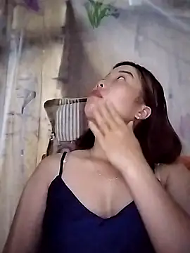 Ella-aa online show from 03/22/26, 09:40