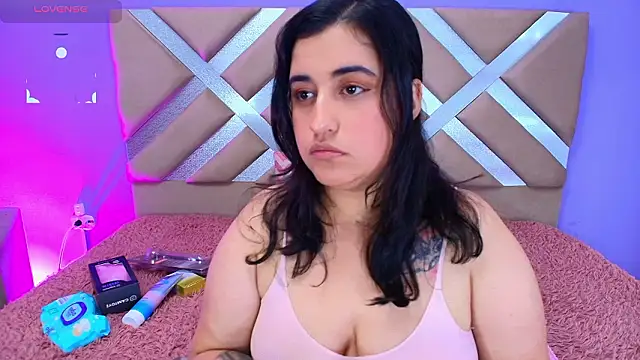 Snapshot of dani_vemom chatting on 02/04/26, 03:23 dani vemom online show from 02/04/26, 03:23