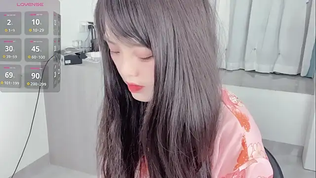 Snapshot of xianxian-baby chatting on 05/29/26, 05:11 xianxian-baby online show from 05/29/26, 05:11