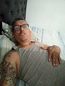 Carlos-0425 online show from 05/12/26, 04:42