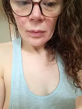 Isa363636 online show from 02/03/26, 08:52