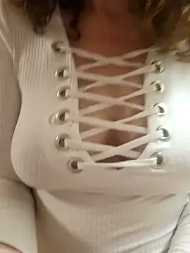 Isa363636 online show from 02/12/26, 09:10