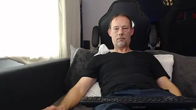 Snapshot of Sexy_Ass_Mike chatting on 02/06/26, 12:52 Sexy Ass Mike online show from 02/06/26, 12:52