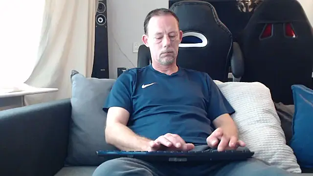 Snapshot of Sexy_Ass_Mike chatting on 03/01/26, 03:03 Sexy Ass Mike online show from 03/01/26, 03:03